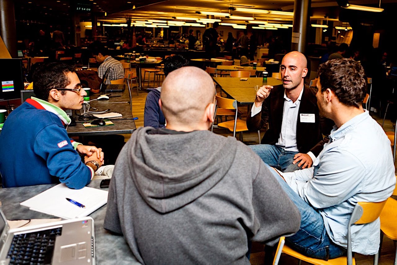 Stanford – Mentoreando a emprendedores